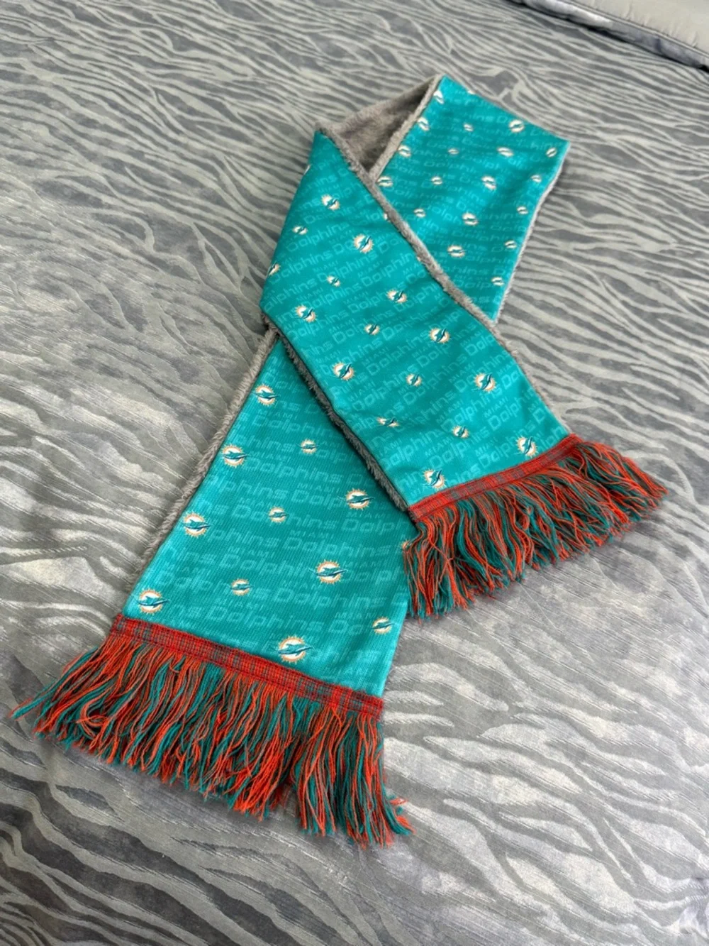 NEW! Miami Dolphins Teal & Orange Logo Scarf
